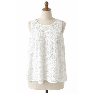 New Keysha Eyelet Lace Sleeveless Size Large Top White Floral  Made in Italy NWT